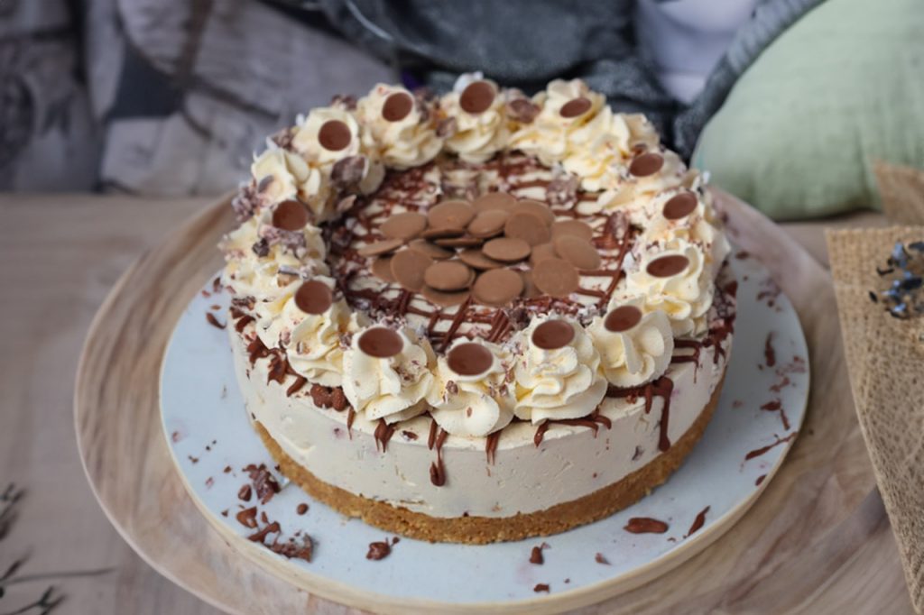 Chocolate Button Cheese Cake